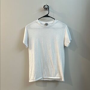 Gildan Heavy Cotton White Tee